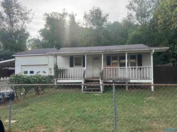 2502 Newby Rd SW, Huntsville, AL 35805