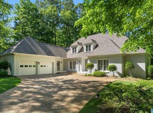 1170 Country Club Cir, Birmingham, AL 35244