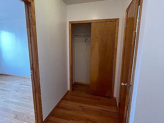 5th image of 528 40th St #3