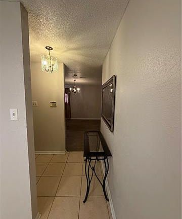 5th image of 417 De Armas St
