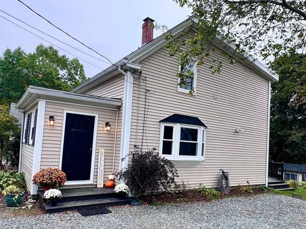 23 Stowe Ct, Hudson, MA 01749