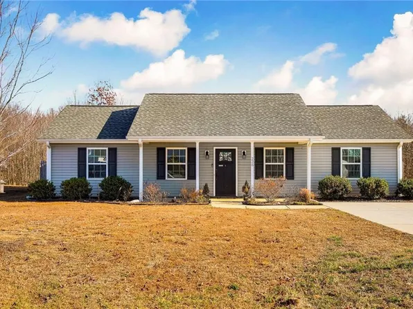 226 Tuscan Way, Lexington, NC 27295