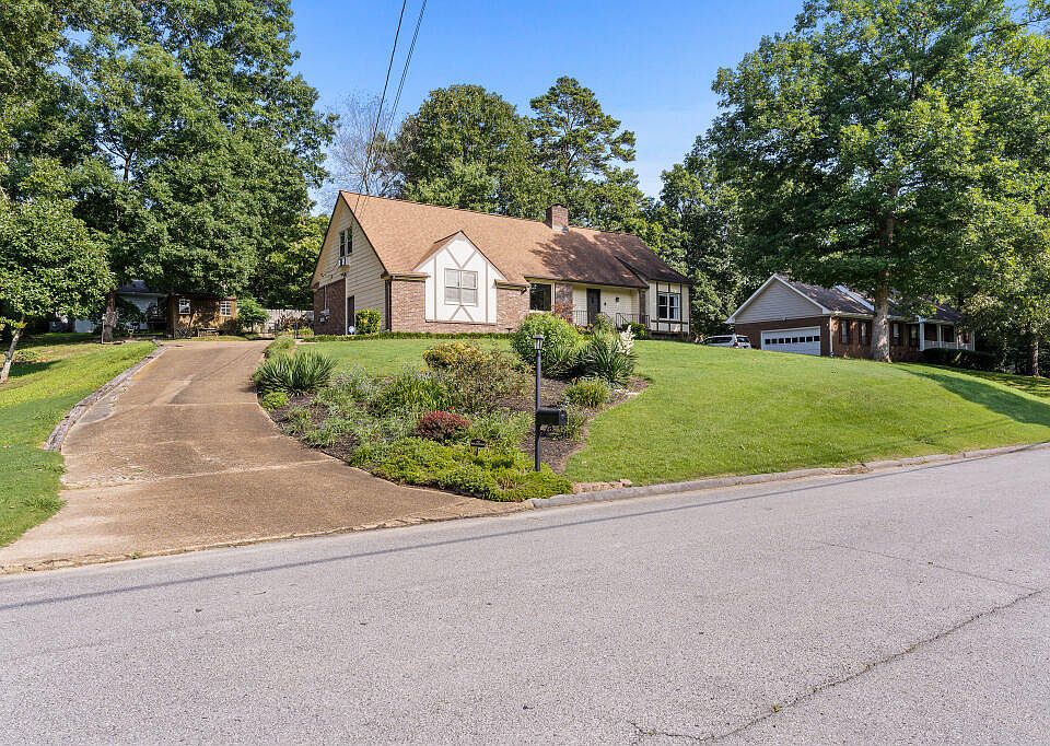 1st image of 2513 Shenandoah Dr