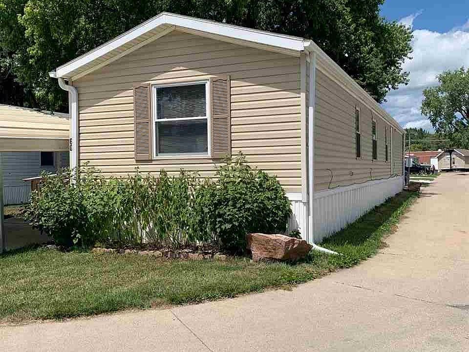 1st image of 6363 Grover St Trailer 60
