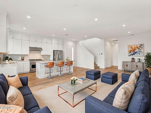 3rd image of 6008 Kelly Heights Way