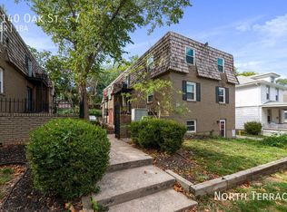 Oak Street, Kansas City, MO 64111