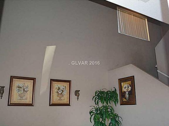 4th image of 1017 Windy Ferrell Ave