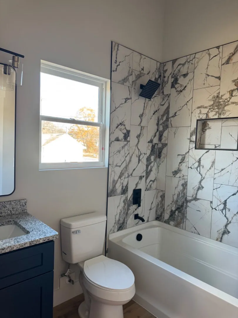 228 Kluttz Ct SW - Unit B — Photo 3