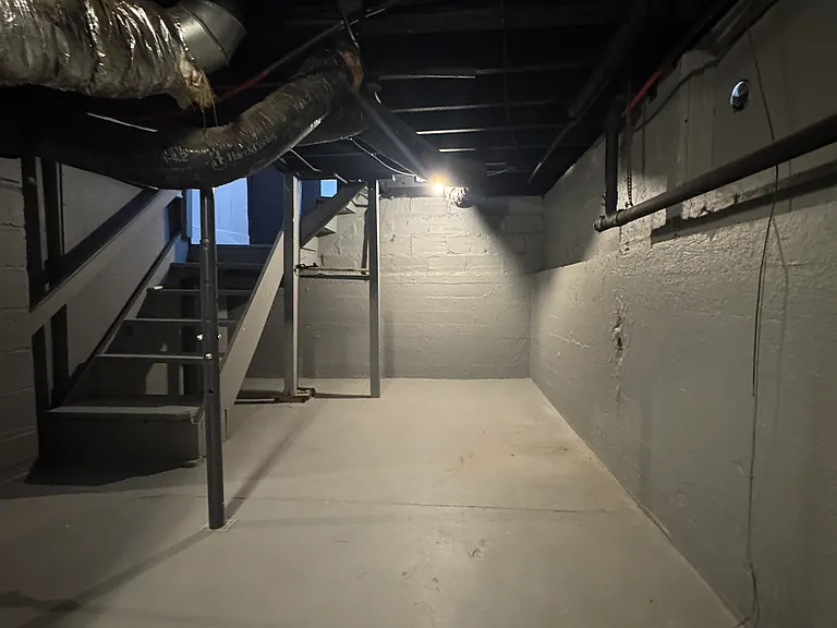 4003 W Muhammad Ali Blvd — Photo 13