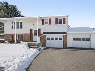 3610 S Salem Church Rd, Dover, PA 17315