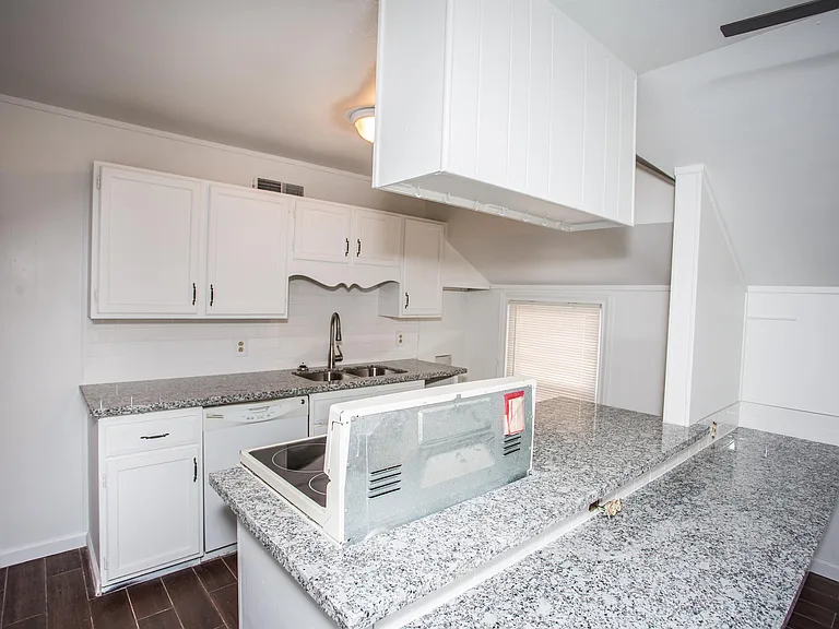 1602 Avenue X - PM2 - Front — Photo 28