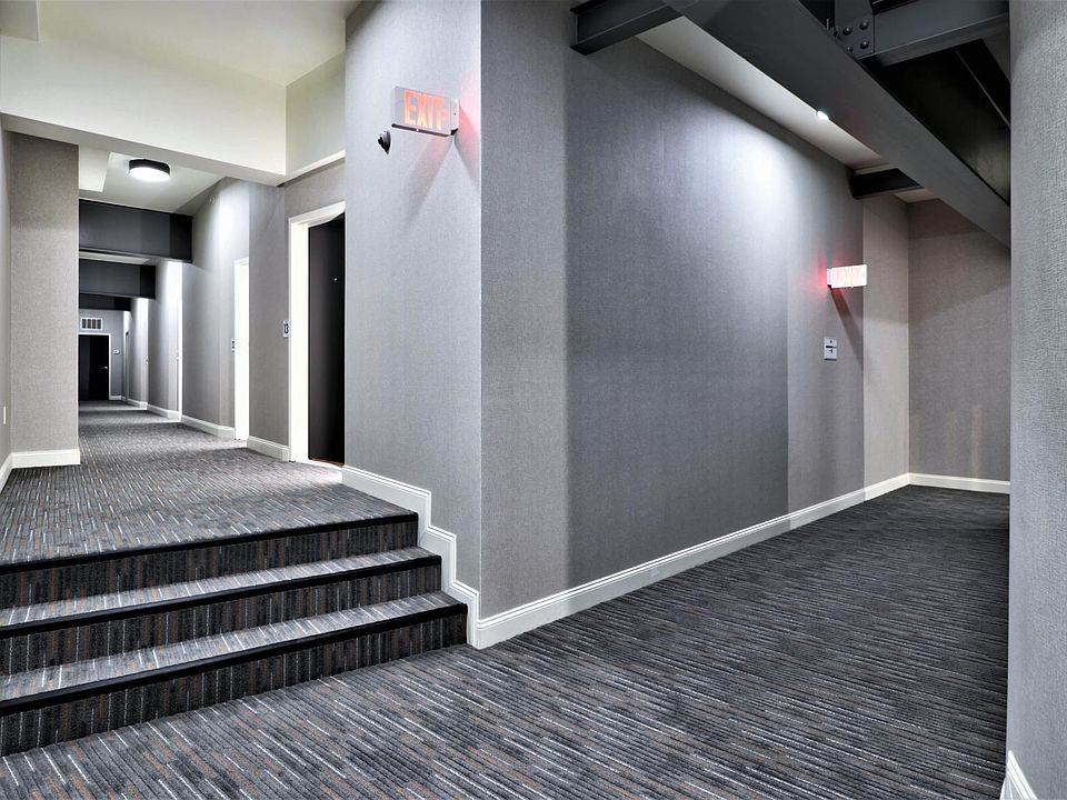 2nd image of 34 Maiden Ln #9