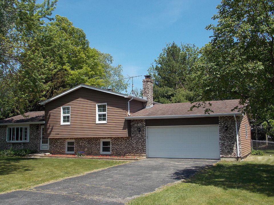 1st image of 239 Garnett Ave