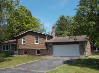 239 Garnett Ave, Winthrop Harbor, IL