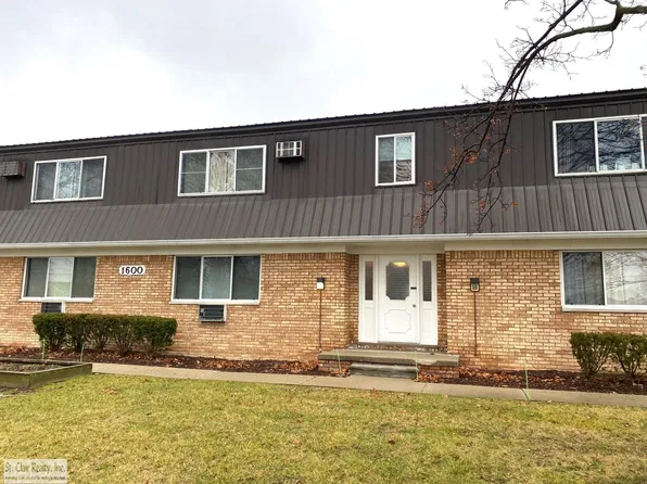 1600 Oakland St #A-2, Saint Clair, MI 48079