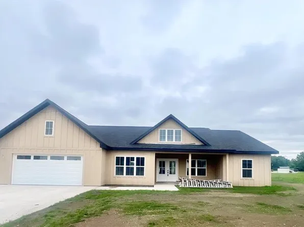 621 Catalpa St, Independence, KS 67301