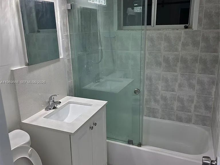 2101 Calais Dr #8 — Photo 10