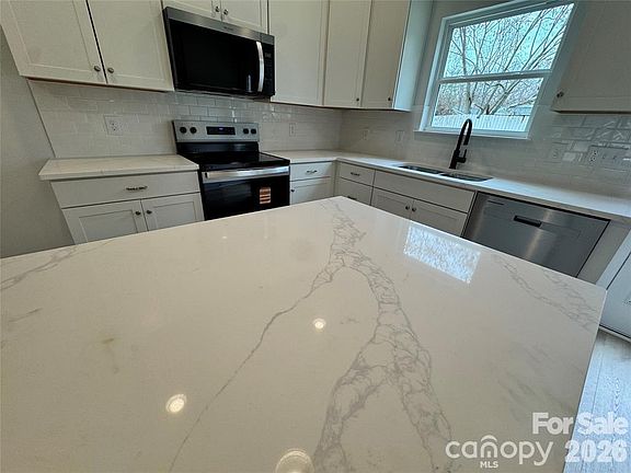 3rd image of 620 Ratchford Ave