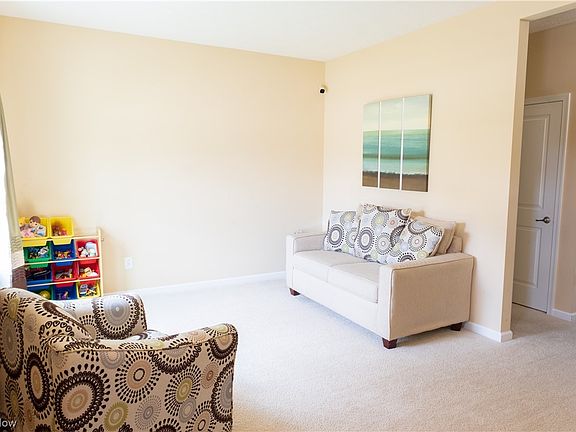 5th image of 36134 Harbor Dr