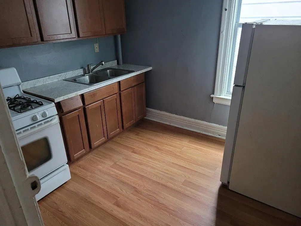 1 bed, 500 sqft, $1,250 — Photo 3