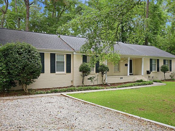 4th image of 103 Greenwood Drive