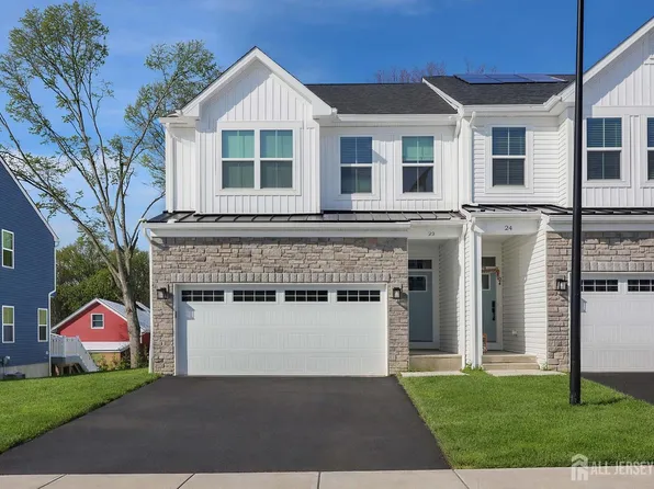 22 Lola Dr, Old Bridge, NJ 08857