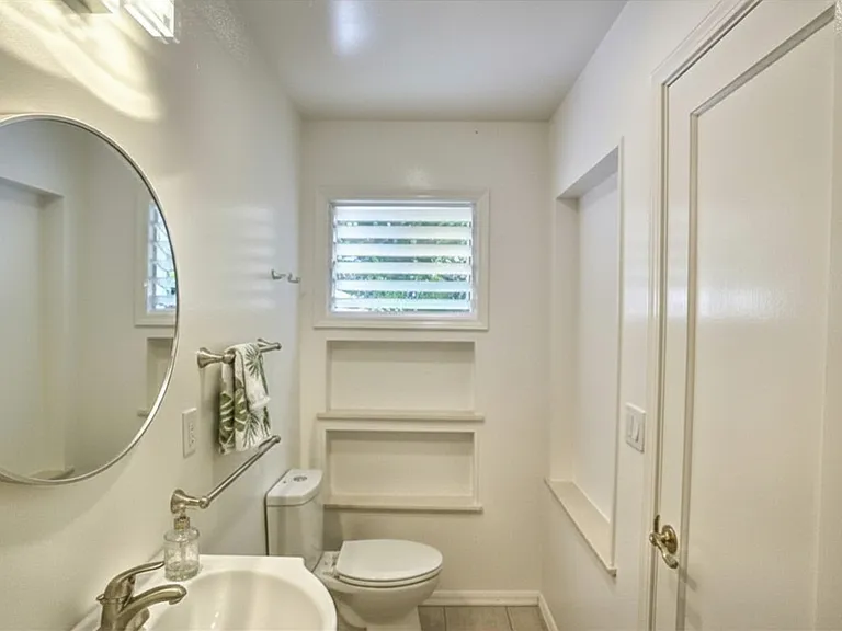 2336 Beckwith St #D — Photo 6