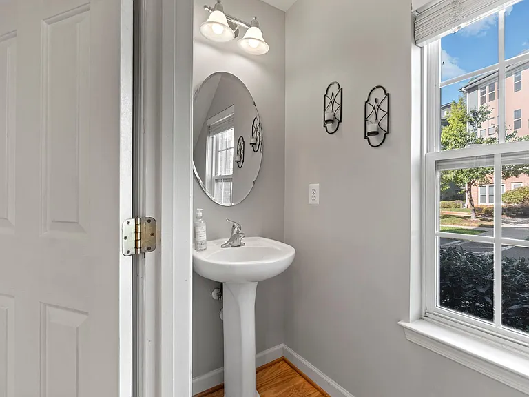 lst floor powder room