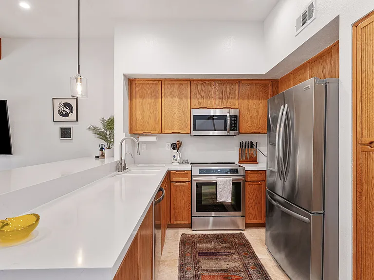 49031 Mariposa Dr — Photo 14