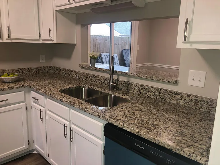 1705 Cacapon Ct — Photo 4