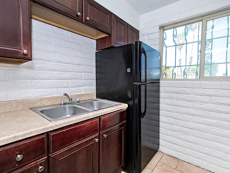 2864 S 1st Ave #1 — Photo 5