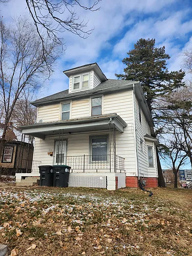 3014 Franklin St Photo 1