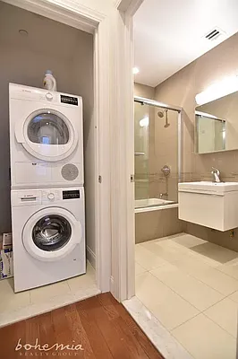 Rented by Bohemia Realty Group | media 19