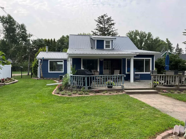 E9278 County Road X, New London, WI 54961