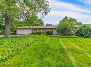 124 Meadow Ln, Greenfield, MA 01301