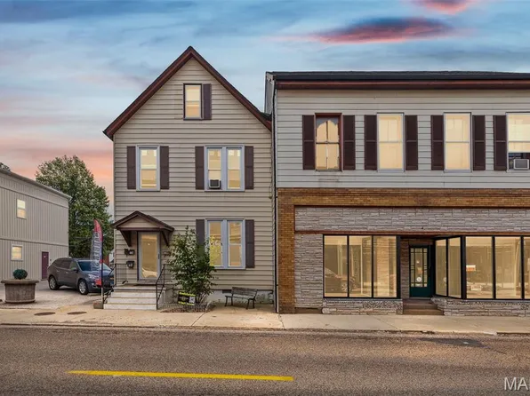 108-110 E Main St, Mascoutah, IL 62258