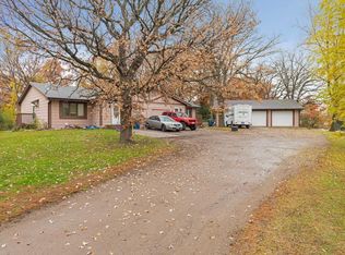 11809 Highland Rd NW, Elk River, MN 55330