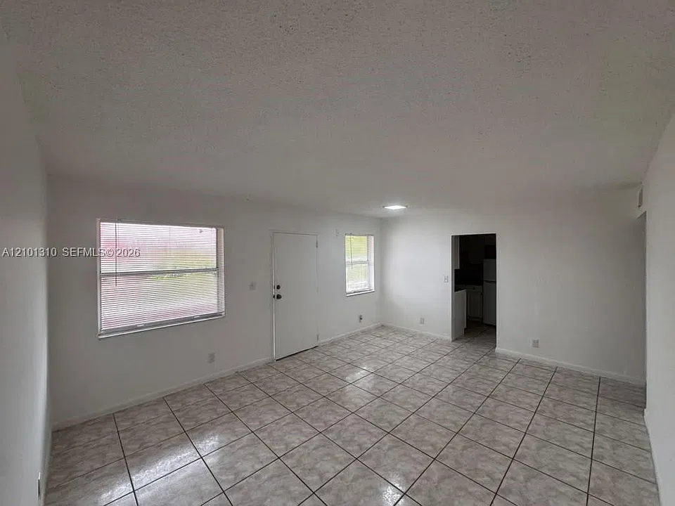 3353 Davie Blvd #307