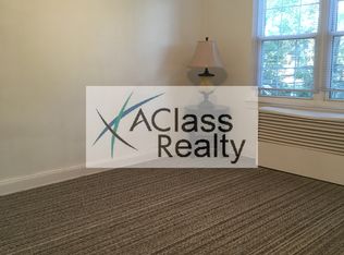 2580 48th St #2, Astoria, NY 11103