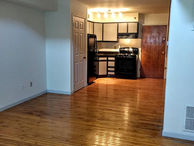 The Uptown Lofts — Photo 21