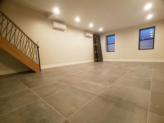 Rented by Evergreen Apartments BK | media 47