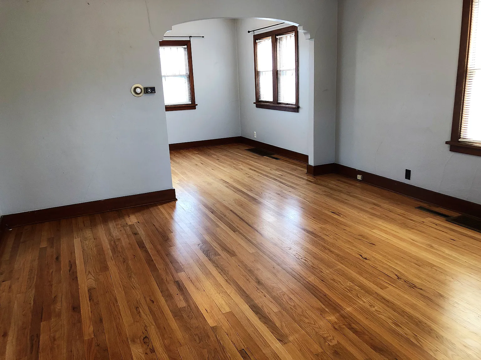2 bed, 1200 sqft, $1,200 — Photo 2