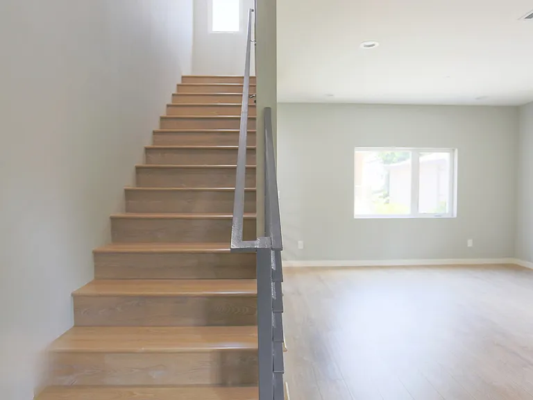 1242 N Beachwood Dr #1242 — Photo 13