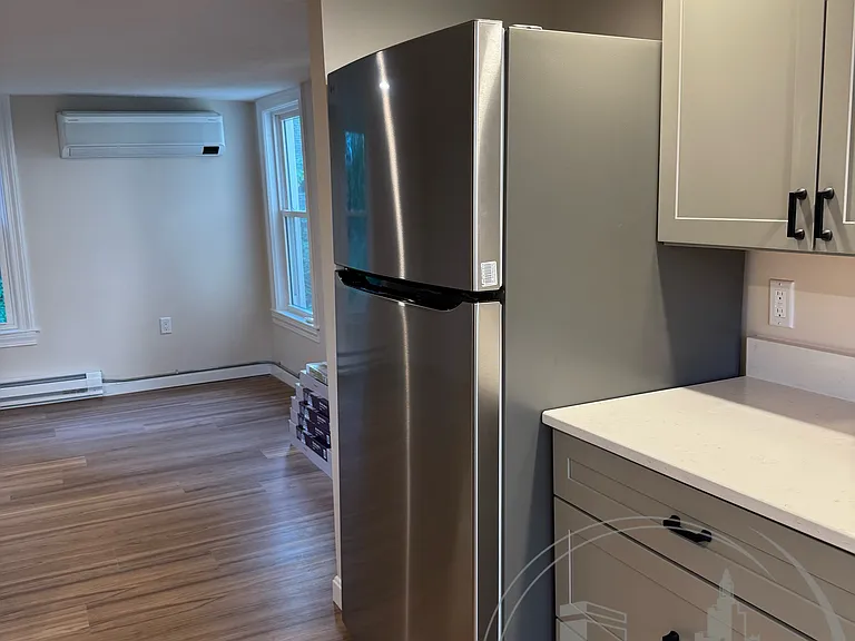 24 Alston Pl #B — Photo 8