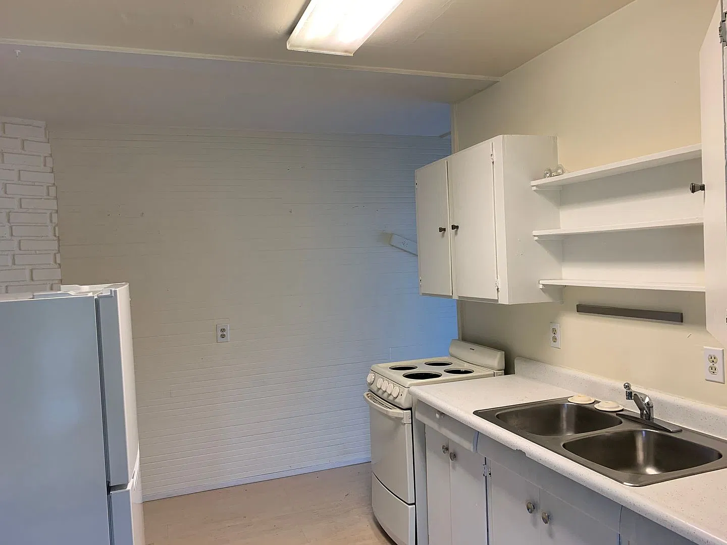 2211 A St — Photo 3