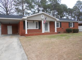 5121 Foxfire Rd, Fayetteville, NC 28303