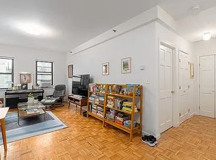 129 Carroll St APT 1R, Brooklyn, NY 11231