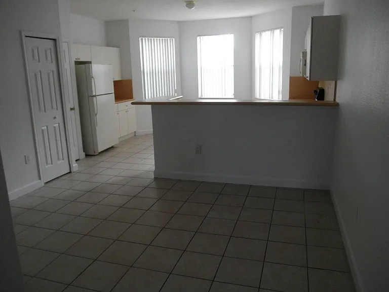 3002 Shoma Dr — Photo 3