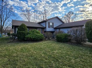 113 Lee Ln, Bolingbrook, IL 60440
