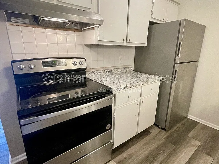 217 Charleston Blvd #4 — Photo 2